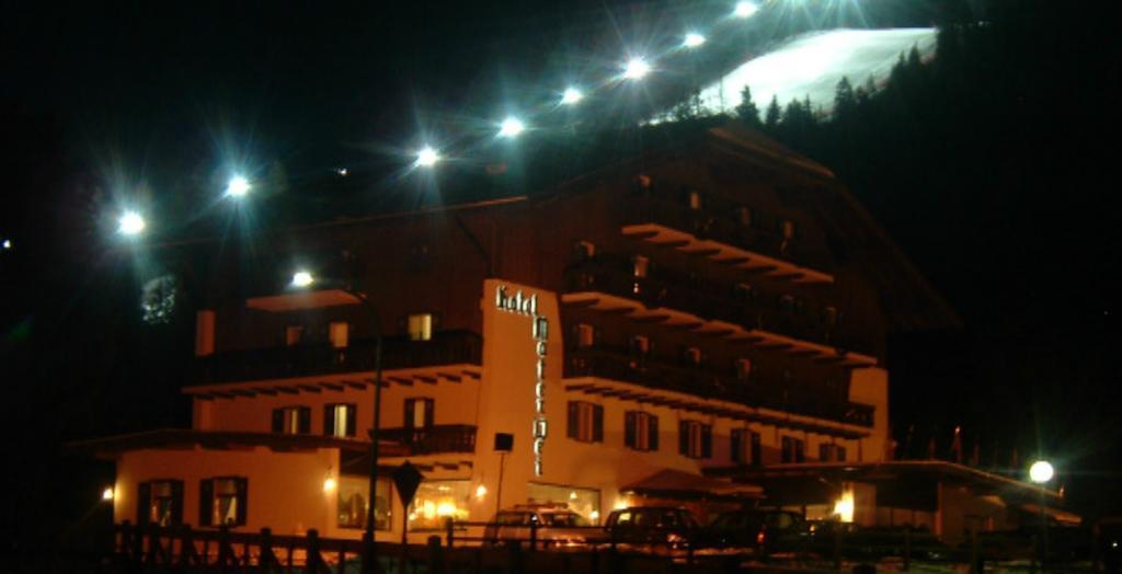 Park Hotel Mater Dei Pozza di Fassa Zewnętrze zdjęcie