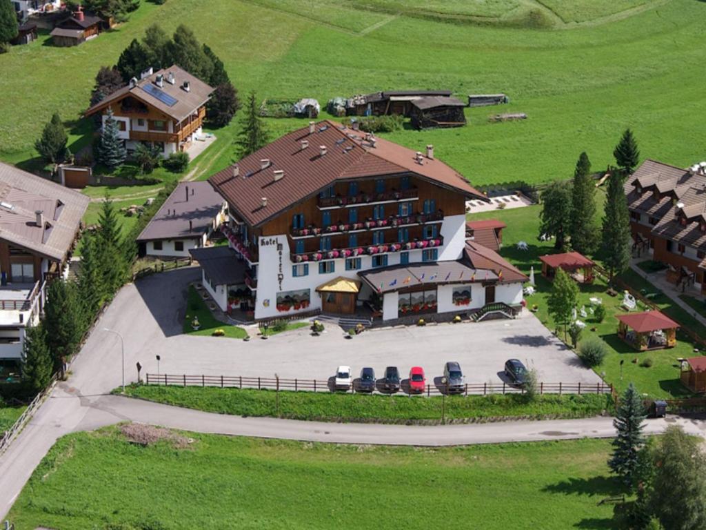 Park Hotel Mater Dei Pozza di Fassa Zewnętrze zdjęcie